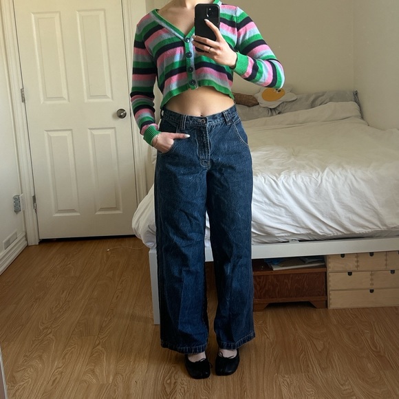 Blue Jean - Picture 3 of 7